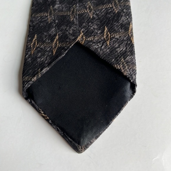 Haggar collections Silk Pattern Tie - Picture 8 of 13